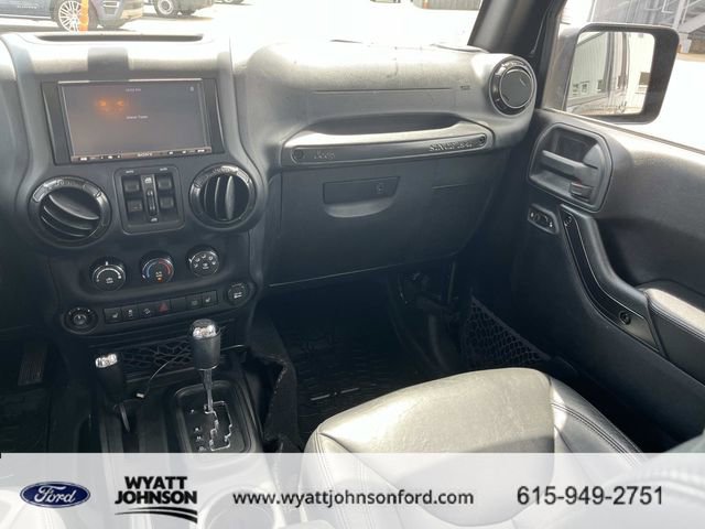 Used 2017 Jeep Wrangler Unlimited Sahara image 13