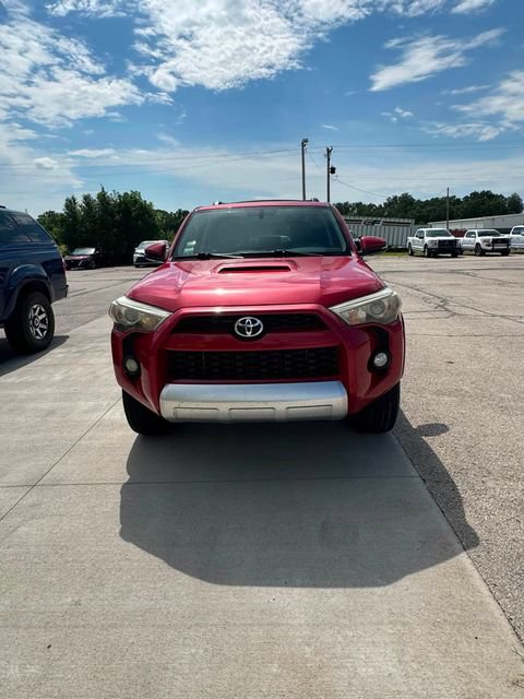 Used 2014 Toyota 4Runner Trail Premium w/ Convenience Package AWD/4WD image 2