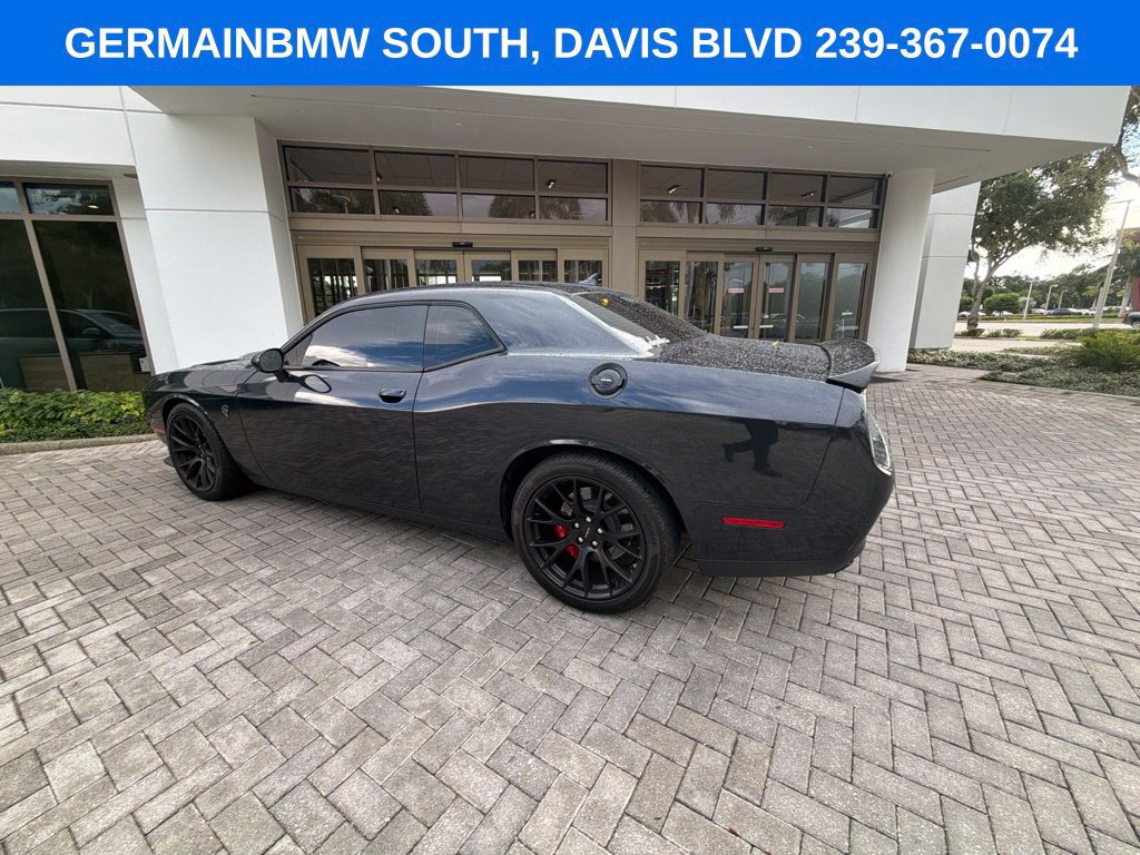 Used 2016 Dodge Challenger SRT Hellcat RWD image 6