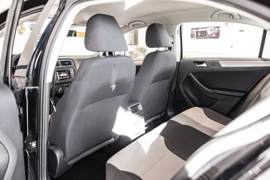 Used 2017 Volkswagen Jetta S FWD image 32