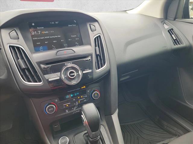 Used 2017 Ford Focus SEL image 21
