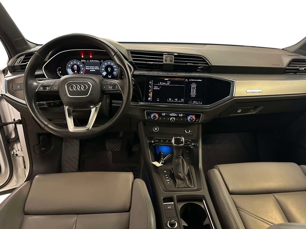 Used 2023 Audi Q3 2.0T Premium Plus w/ Premium Plus Package AWD/4WD image 17