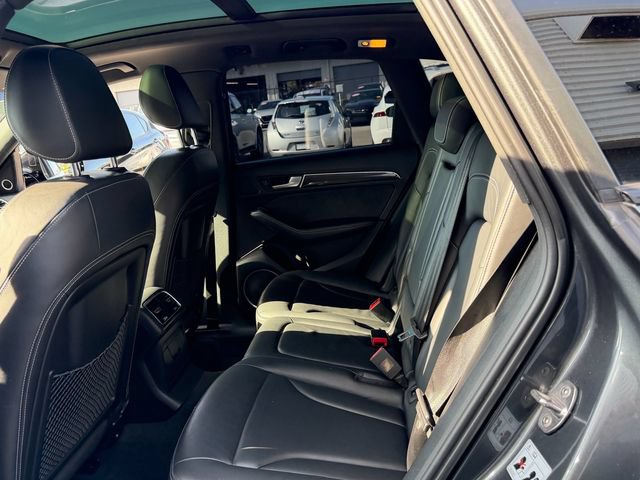 Used 2017 Audi SQ5 Premium Plus w/ Technology Package AWD/4WD image 11
