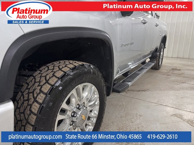 Used 2022 Chevrolet Silverado 2500 High Country w/ Technology Package image 41