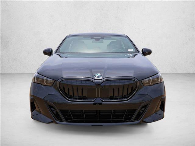 New 2027 BMW 550e xDrive AWD/4WD image 2