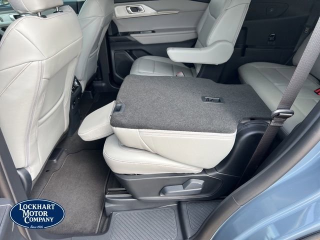 New 2026 Ford Explorer Active image 15