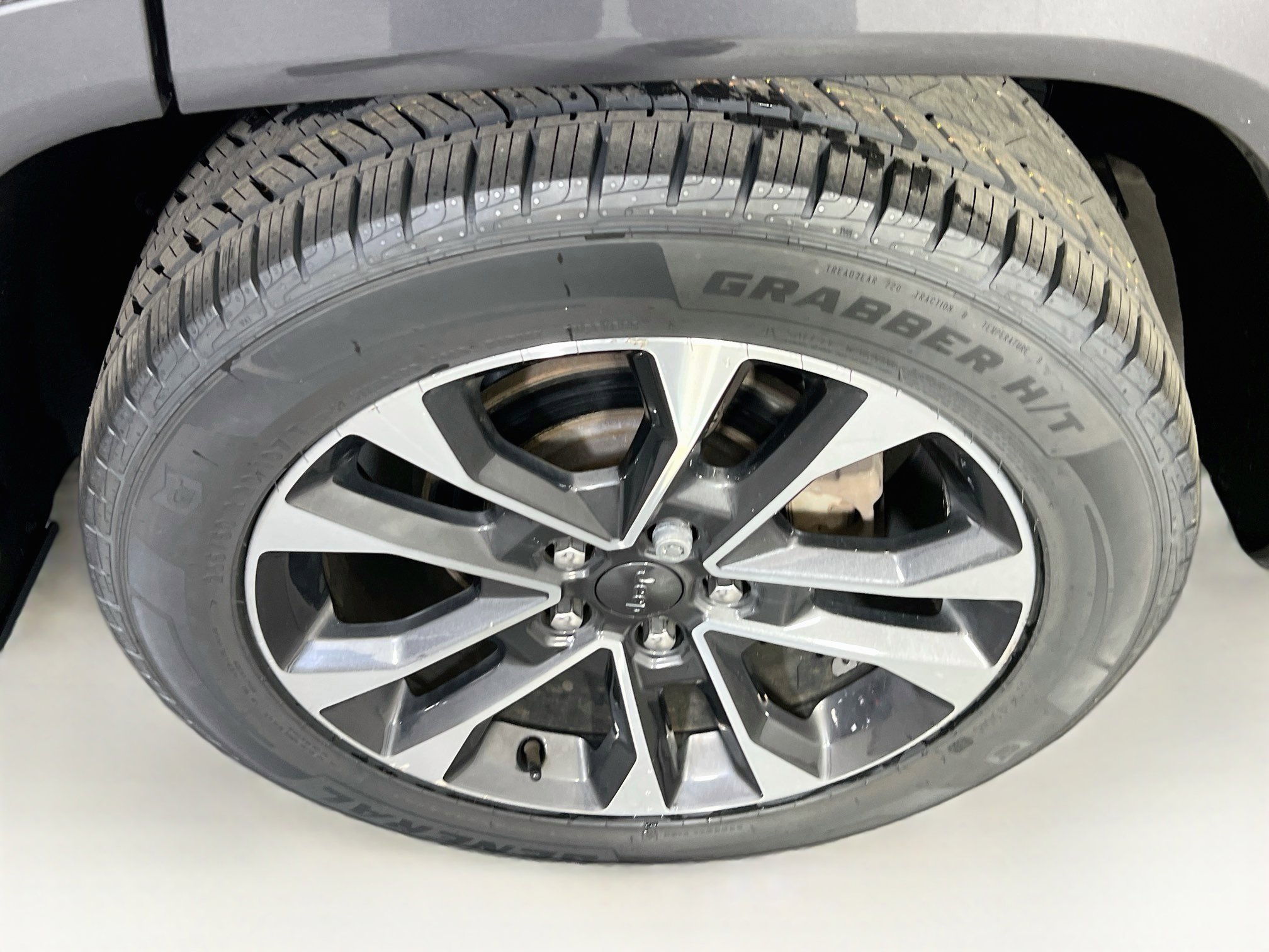 Used 2022 Jeep Grand Cherokee Overland AWD/4WD image 33