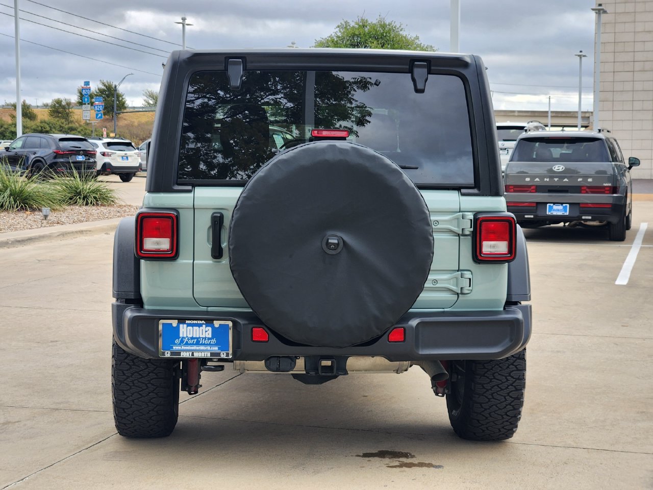 Used 2024 Jeep Wrangler Unlimited Sport AWD/4WD image 7