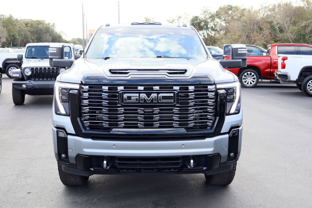 Certified 2025 GMC Sierra 2500 Denali Ultimate image 3