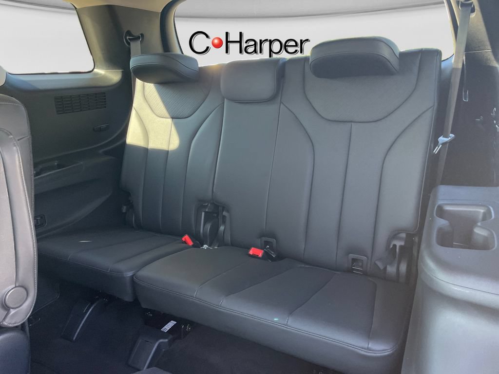 Used 2025 Hyundai Palisade SEL AWD/4WD image 30