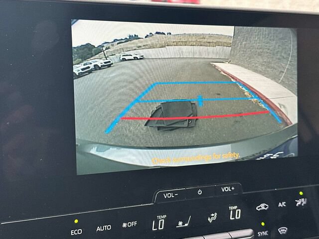 Used 2024 Toyota bZ4X FWD image 23