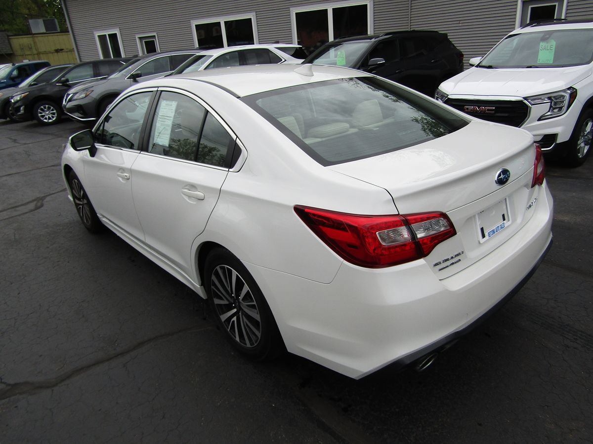 Used 2019 Subaru Legacy 2.5i Premium AWD/4WD image 3