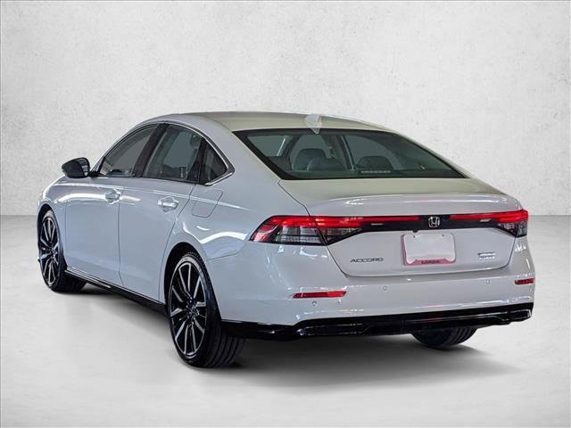 Used 2024 Honda Accord Touring image 8