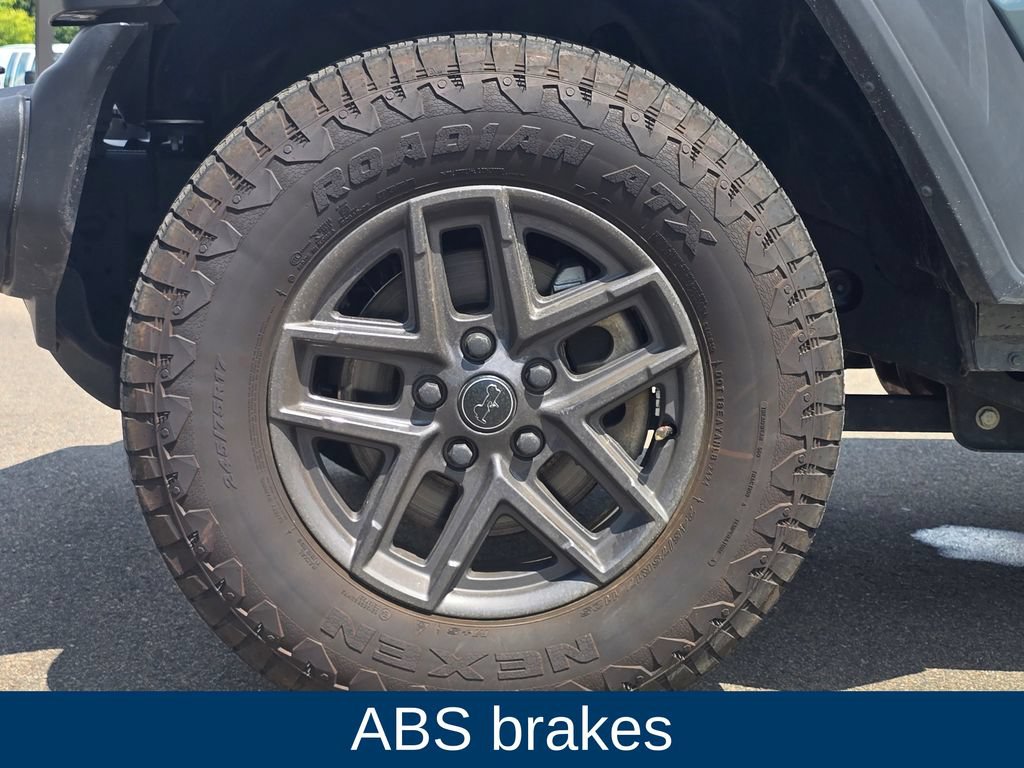 Used 2024 Jeep Wrangler Unlimited Sport AWD/4WD image 10