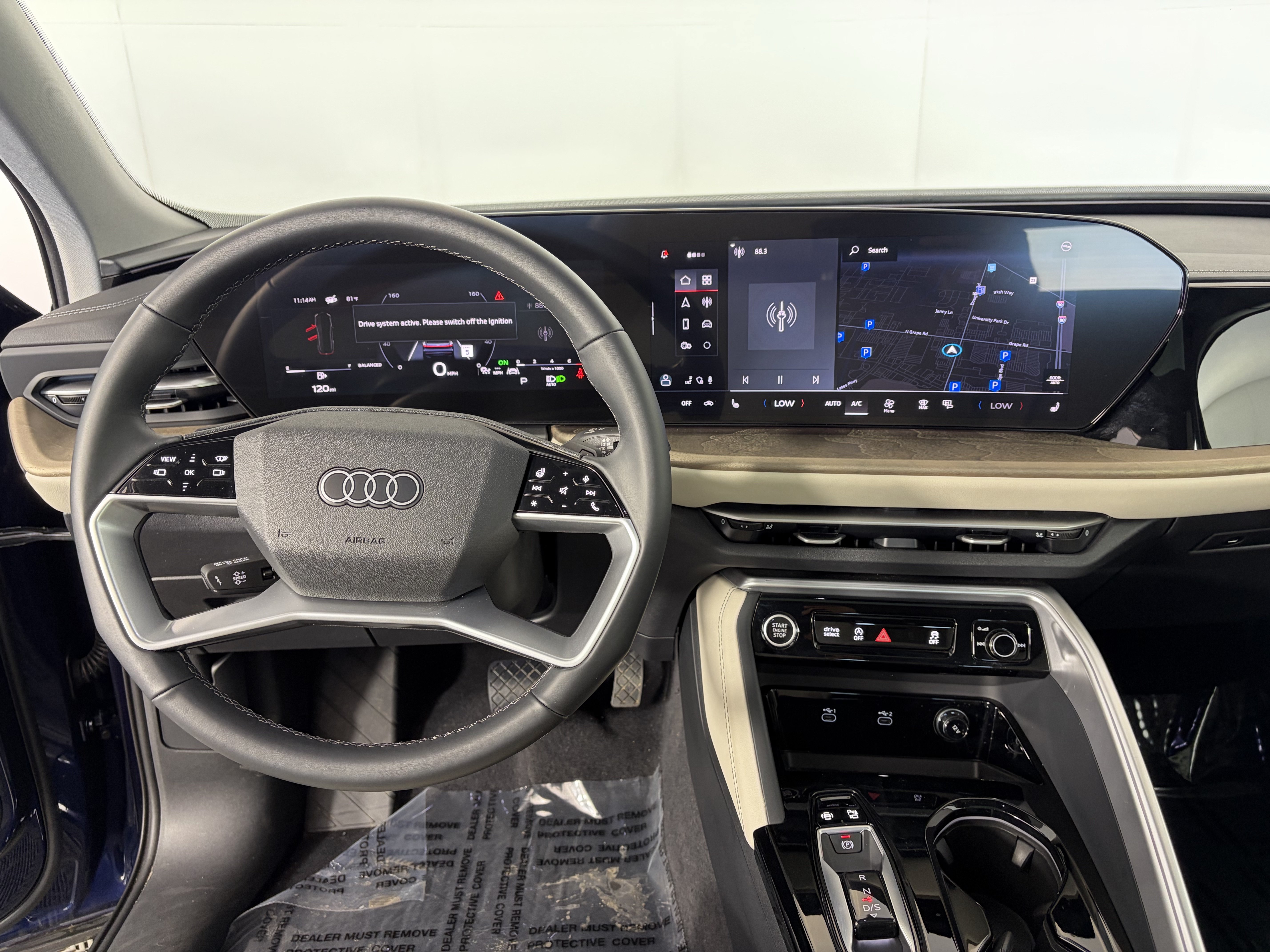 Used 2025 Audi Q5 Premium Plus w/ Premium Plus AWD/4WD image 3