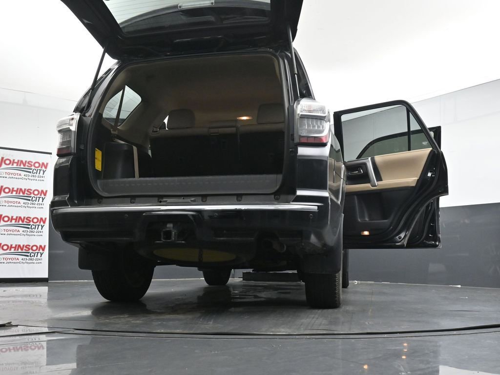 Used 2014 Toyota 4Runner Limited image 29