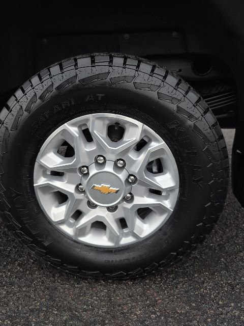 Used 2022 Chevrolet Silverado 2500 LT w/ Convenience Package image 29
