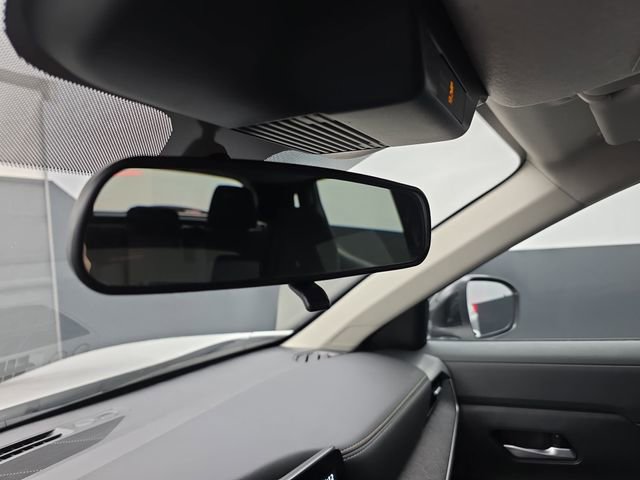 Used 2025 Nissan Kicks SV image 40