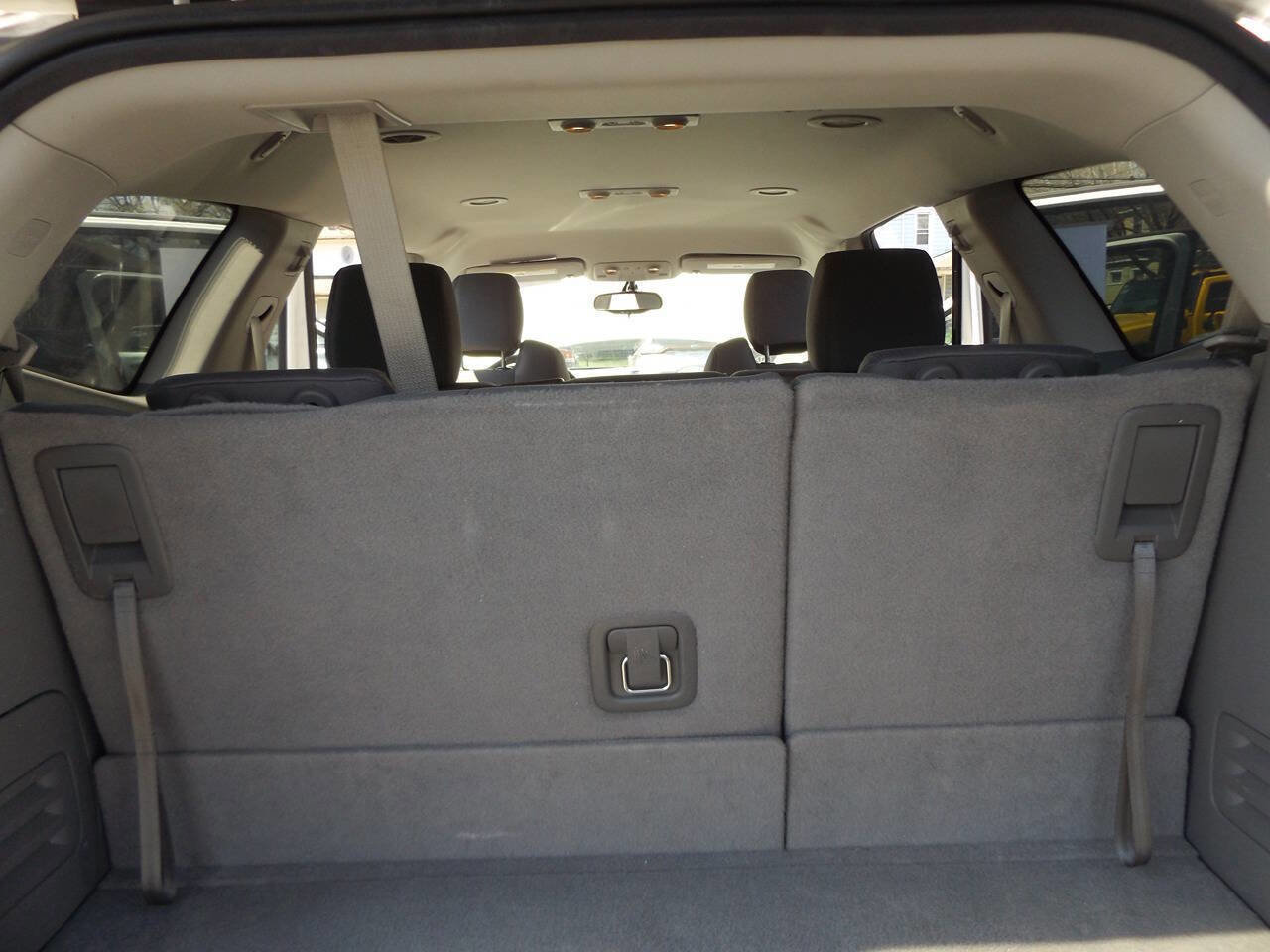 Used 2012 Chevrolet Traverse LS FWD image 31