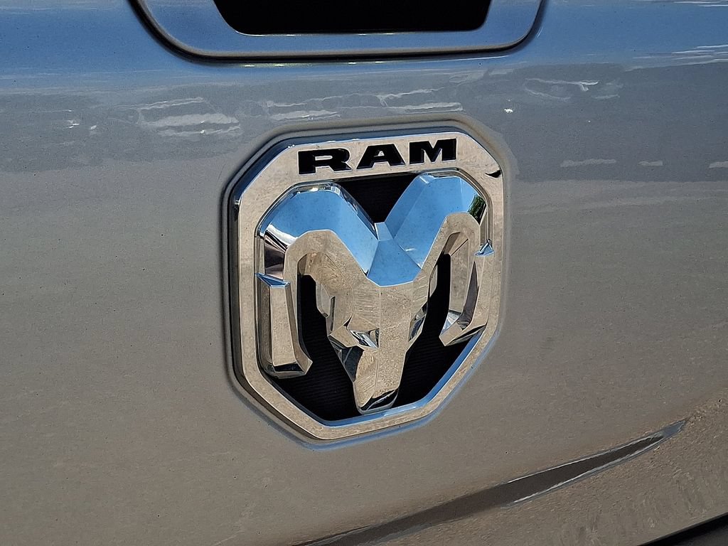 Used 2022 RAM 1500 Big Horn AWD/4WD image 32