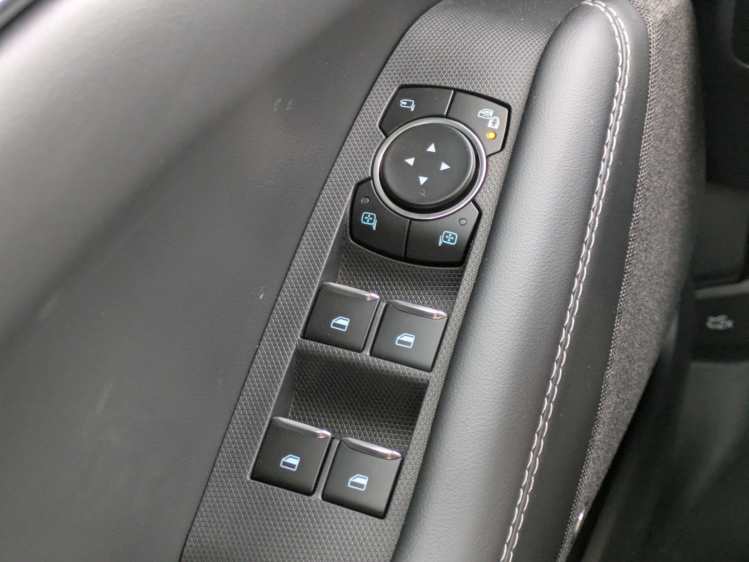 New 2025 Ford Mustang Mach-E Premium image 19