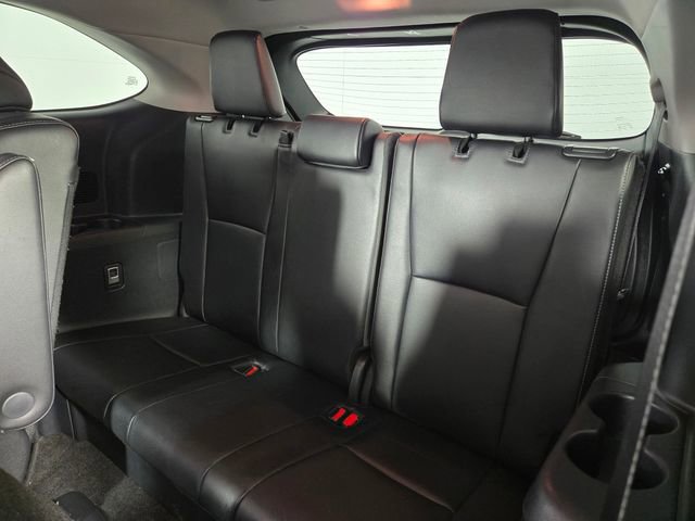 Used 2025 Toyota Highlander Limited image 18
