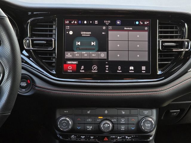 Used 2025 Dodge Durango GT AWD/4WD image 17