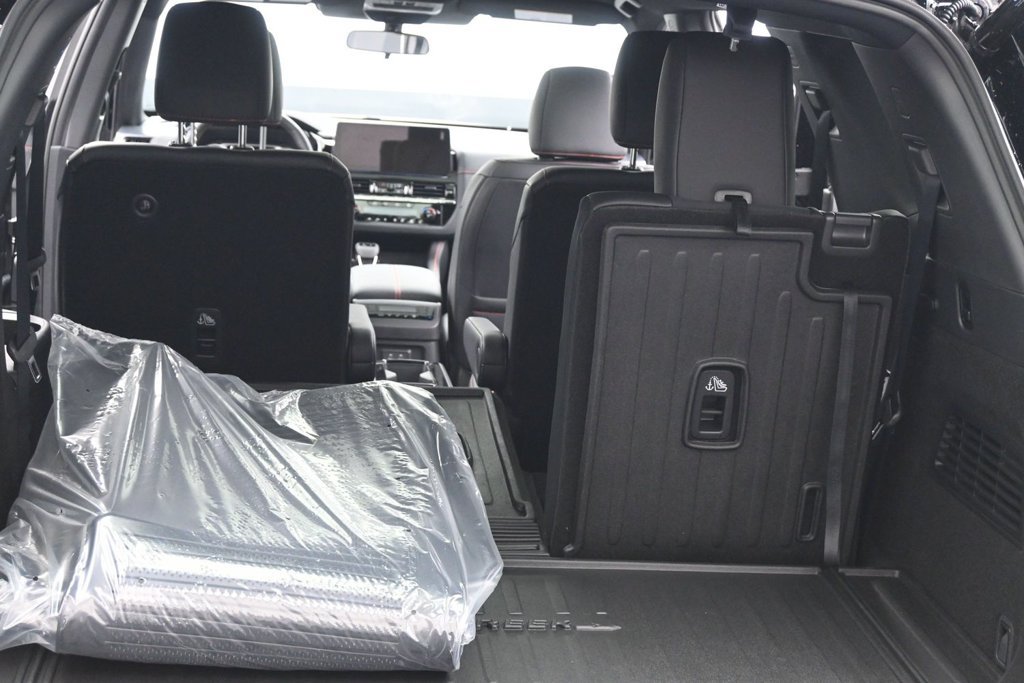 New 2026 Nissan Pathfinder Rock Creek w/ Rock Creek Premium Package AWD/4WD image 22