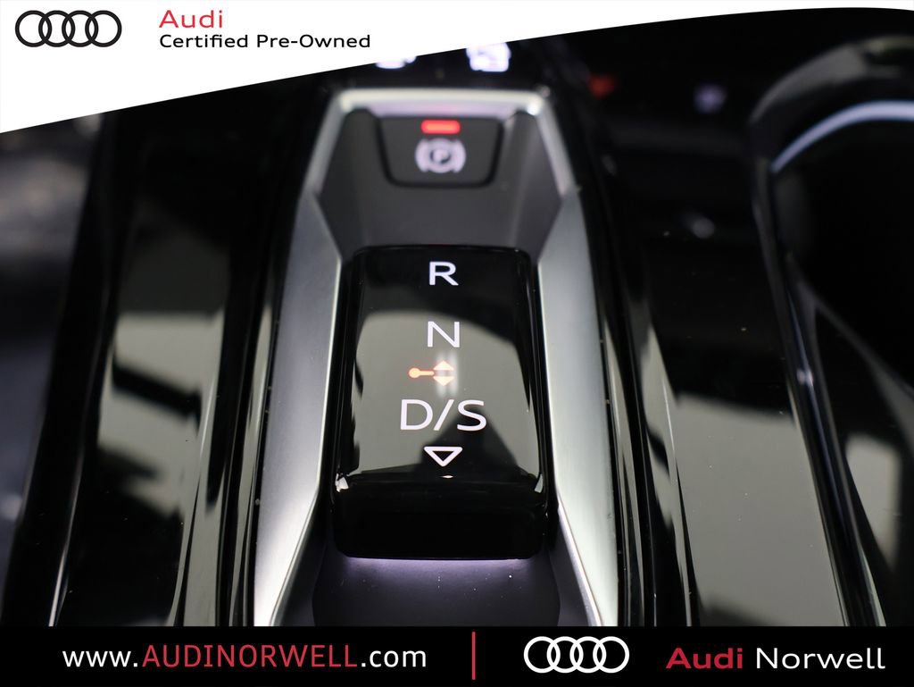 Certified 2025 Audi Q5 Premium w/ Convenience Package AWD/4WD image 4