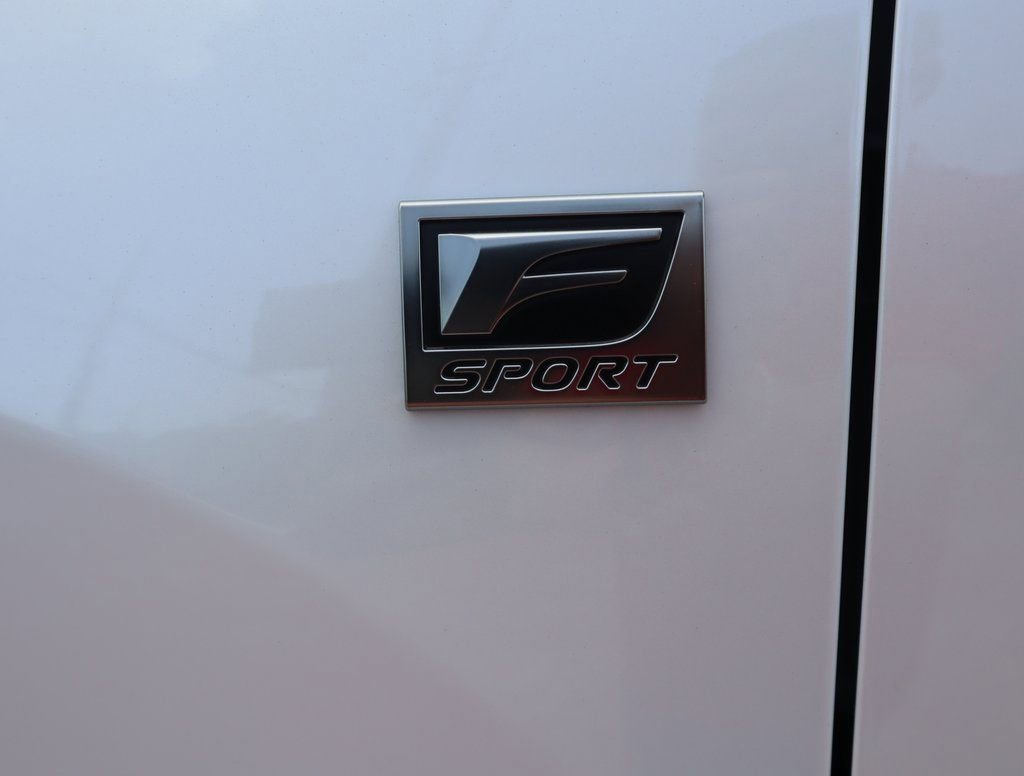 Used 2026 Lexus TX 500h AWD image 9