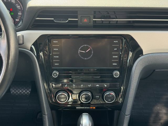 Used 2020 Volkswagen Passat 2.0T SE w/ Sunroof Package image 20