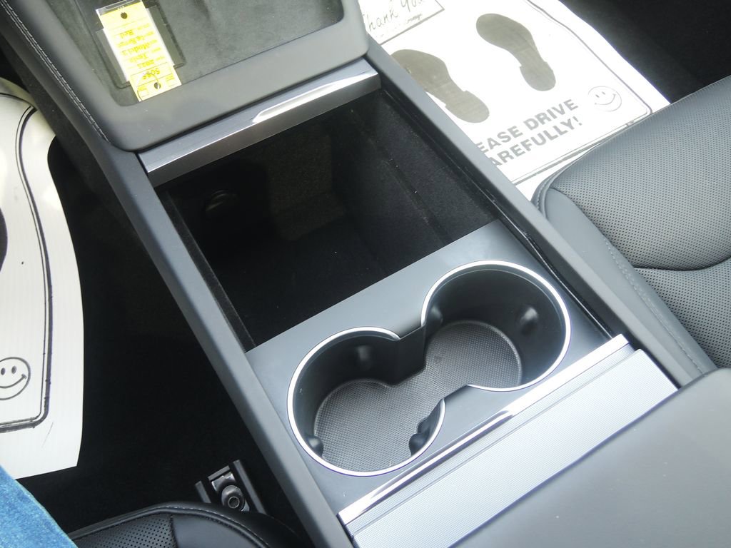 Used 2025 Tesla Model 3 Long Range image 18