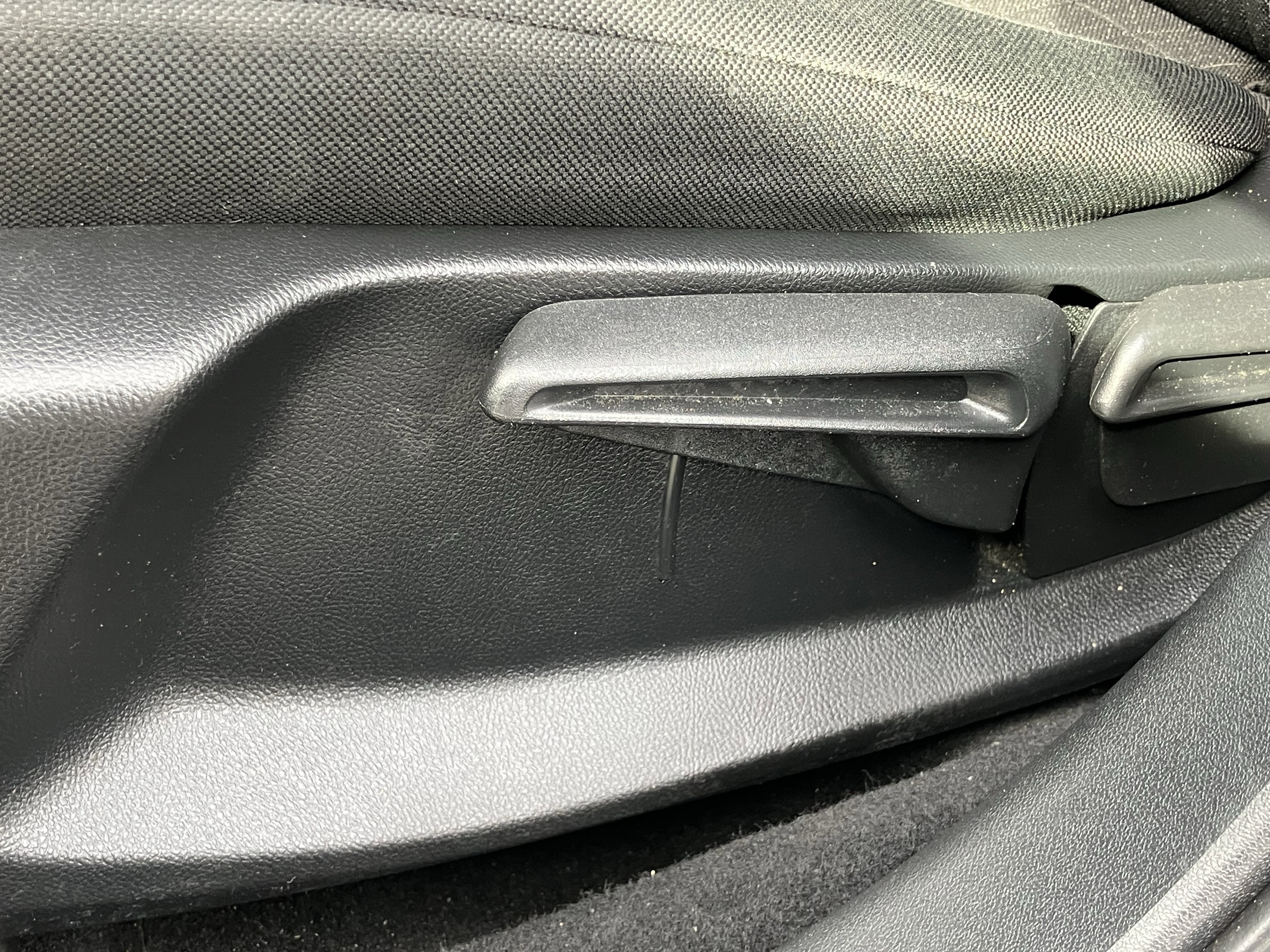 Certified 2024 Honda HR-V LX image 16