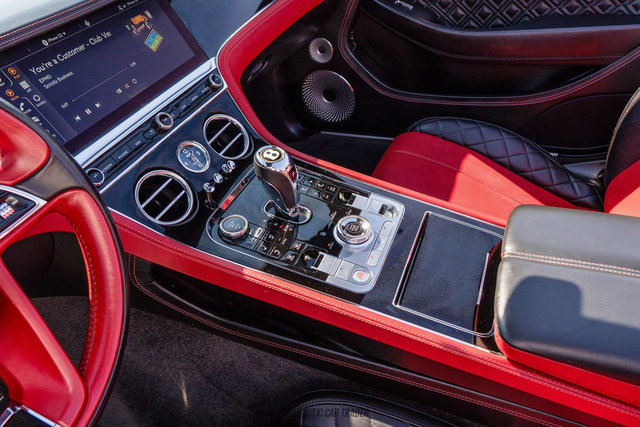 Used 2020 Bentley Continental GT V8 image 43