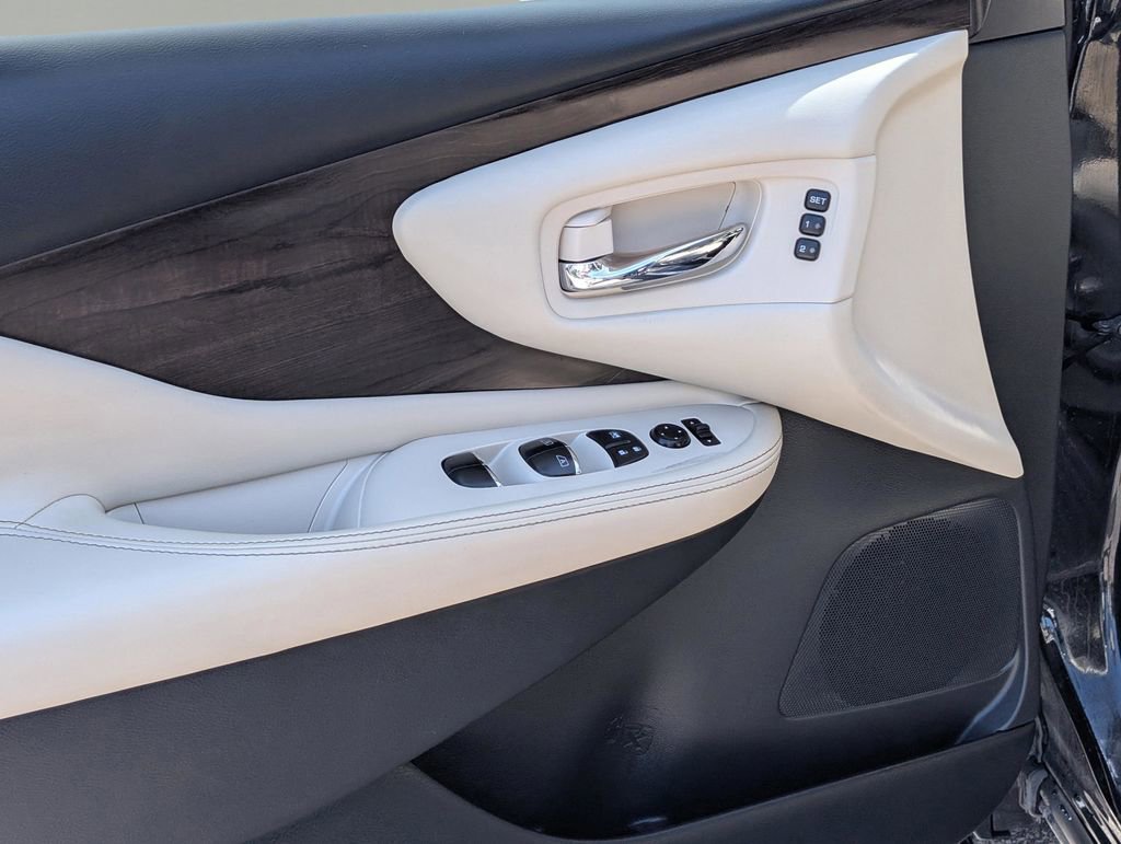 Used 2021 Nissan Murano Platinum w/ Cargo Package image 10