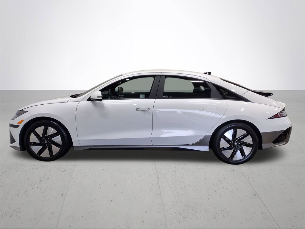 Used 2025 Hyundai Ioniq 6 SE AWD/4WD image 11