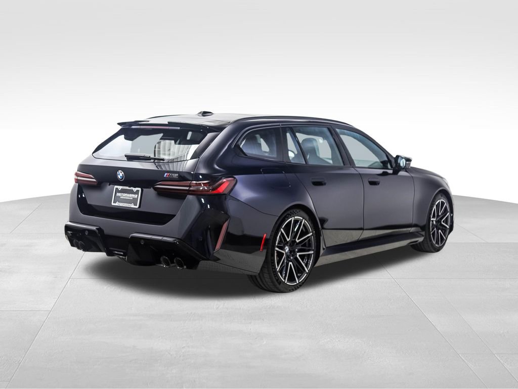 New 2026 BMW M5 Touring w/ Executive Package image 6