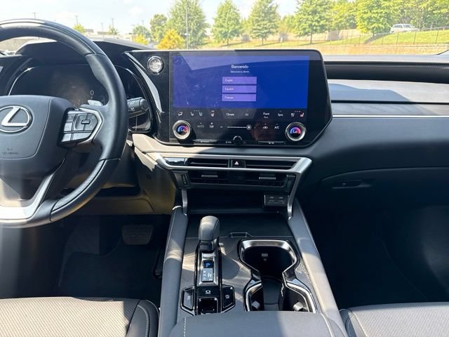 Used 2025 Lexus RX 350 Premium w/ Accessory Package (Z1) FWD image 33