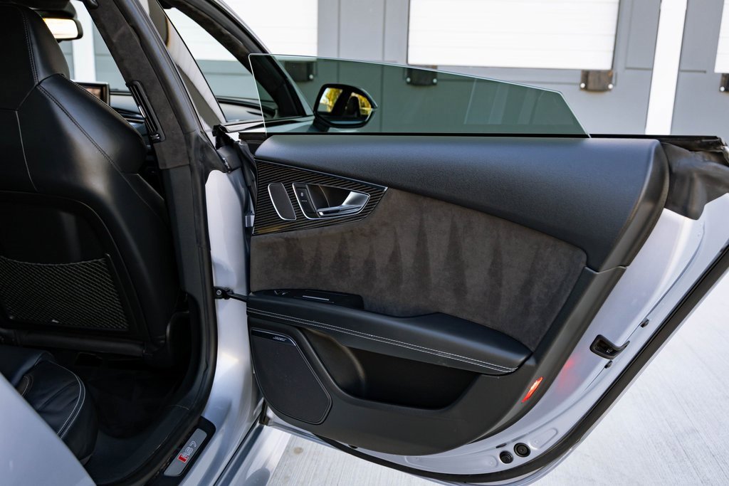 Used 2017 Audi RS 7 Prestige w/ Carbon-Optic Package image 26