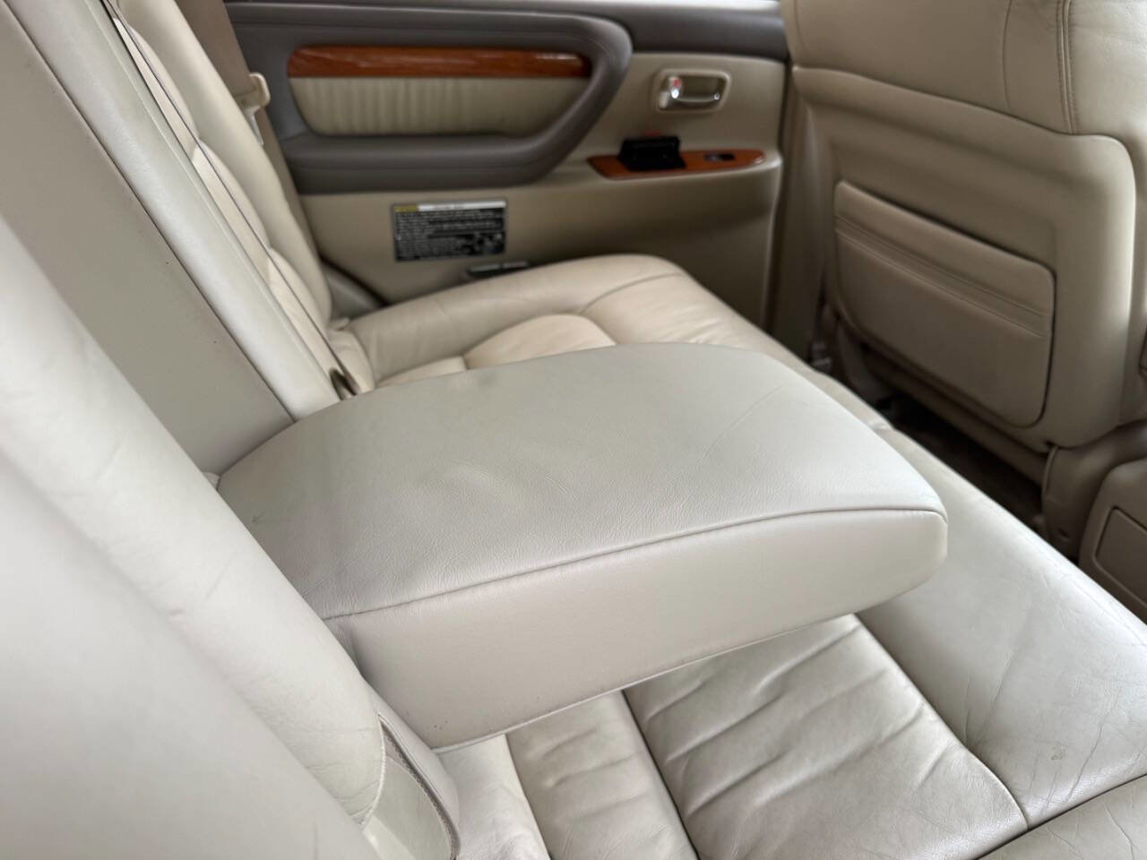 Used 2003 Lexus LX 470 4WD image 54