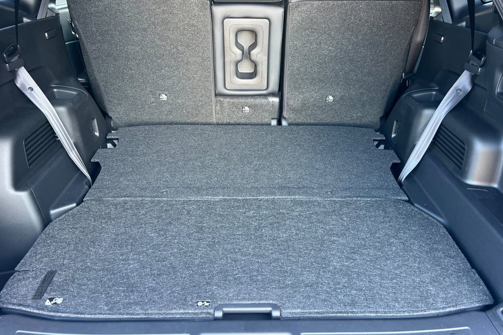 New 2026 Mitsubishi Outlander SE image 17