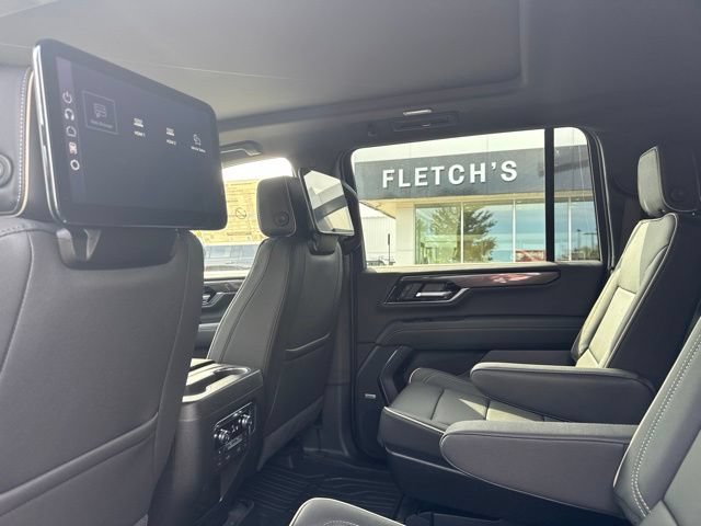 New 2026 GMC Yukon XL Elevation w/ Elevation Premium Package AWD/4WD image 16