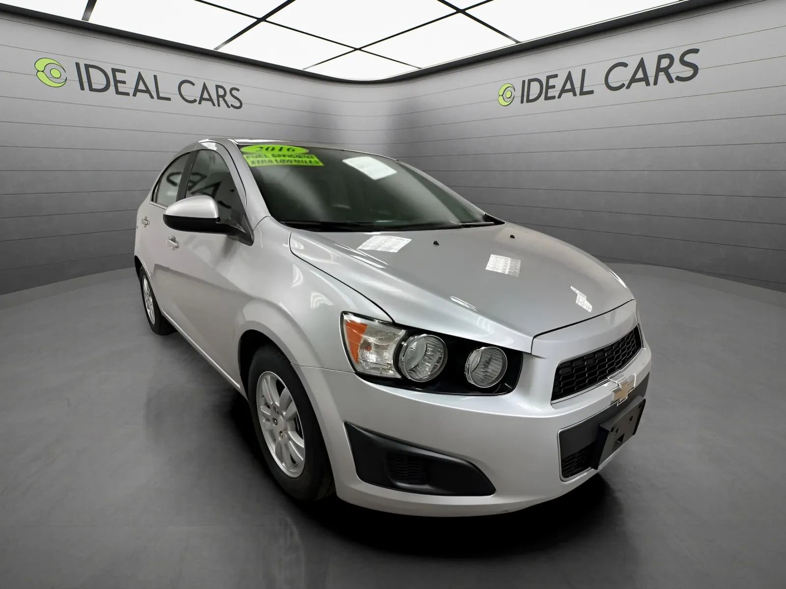 Used 2016 Chevrolet Sonic LT FWD image 3