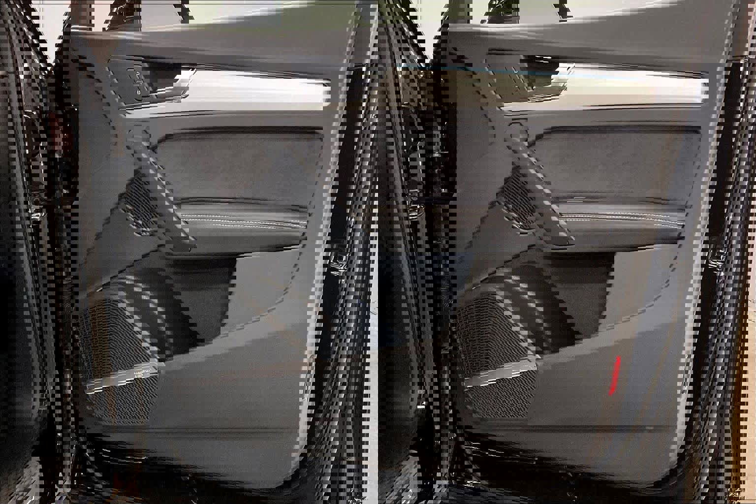 Used 2023 Audi Q5 e Prestige w/ Prestige Package image 25