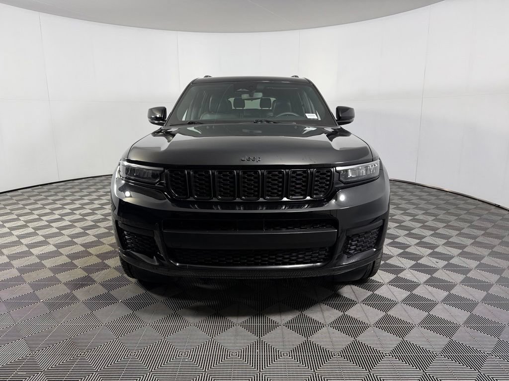 Used 2023 Jeep Grand Cherokee L Laredo AWD/4WD image 4