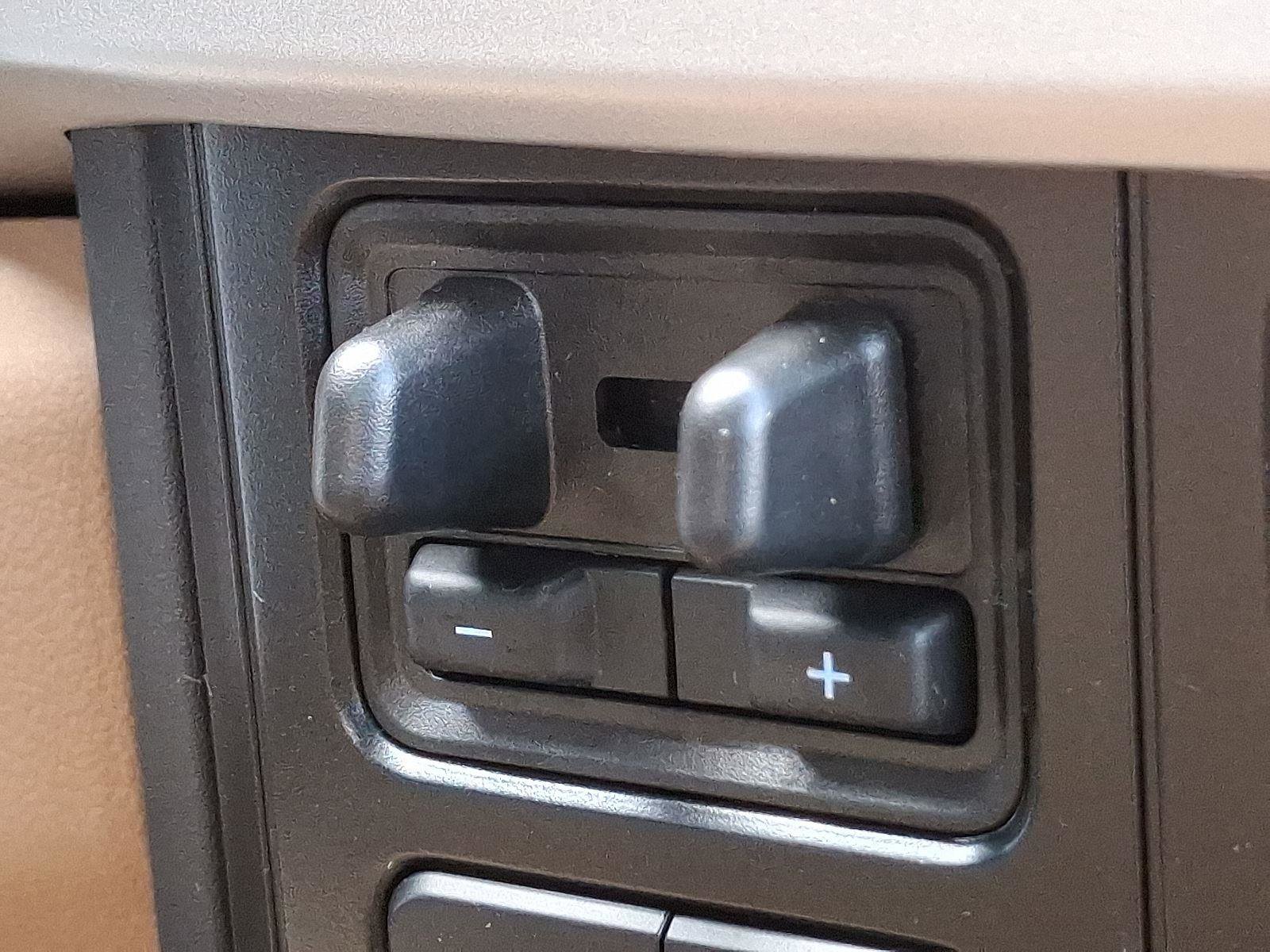 New 2025 Ford F250 XLT w/ FX4 Off-Road Package image 17