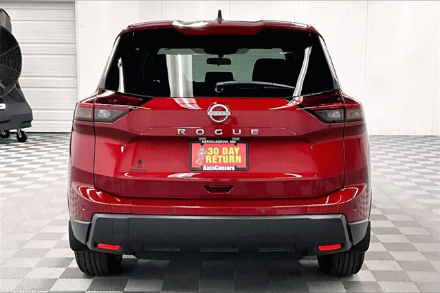 New 2026 Nissan Rogue S image 4