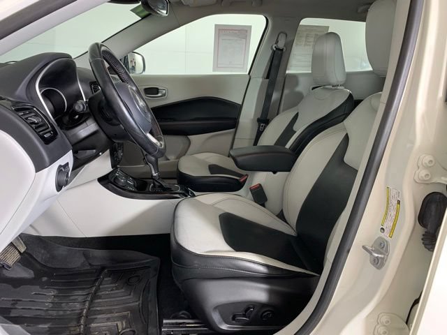 Used 2019 Jeep Compass Limited AWD/4WD image 16