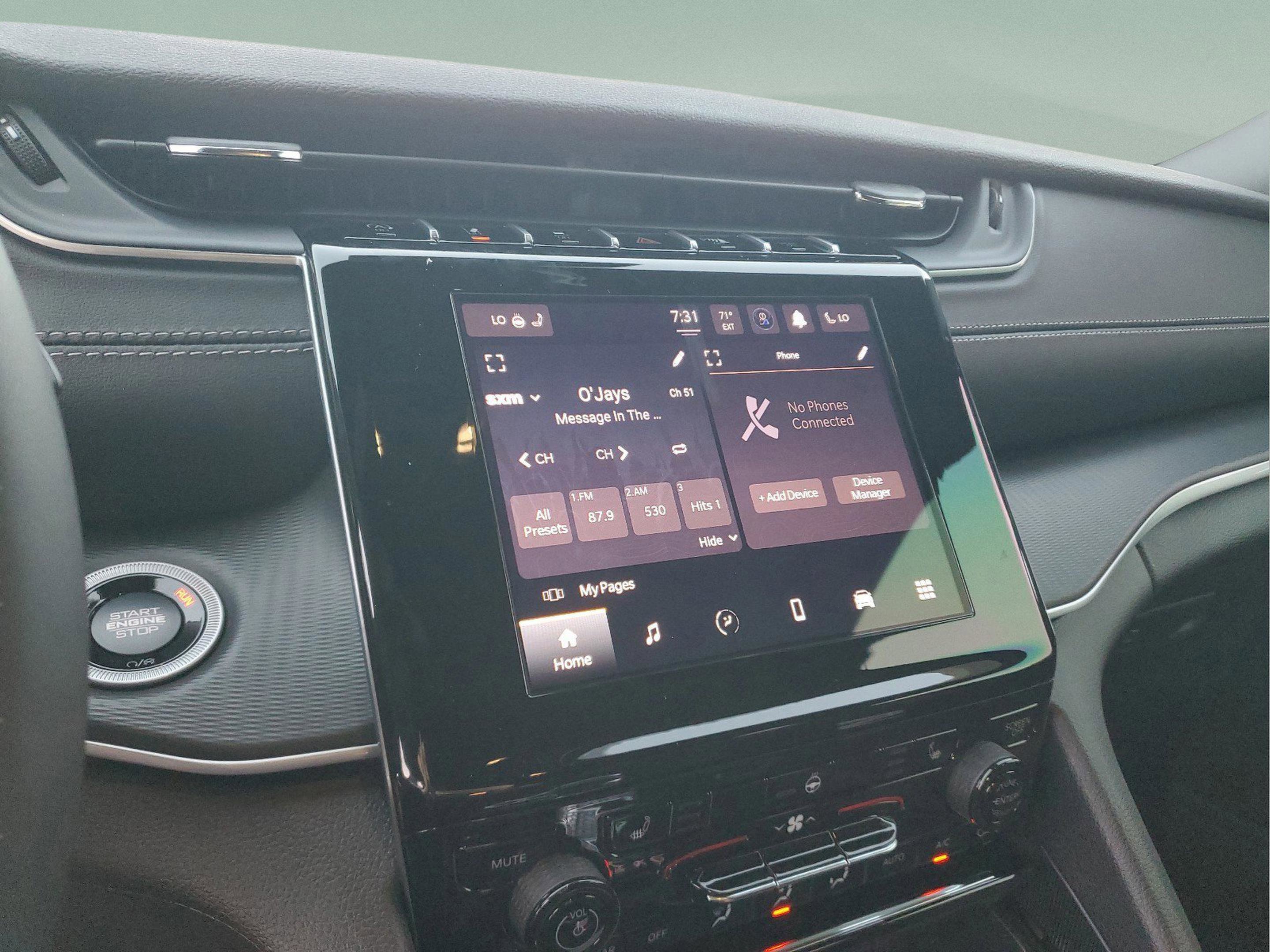 New 2025 Jeep Grand Cherokee L Altitude image 22