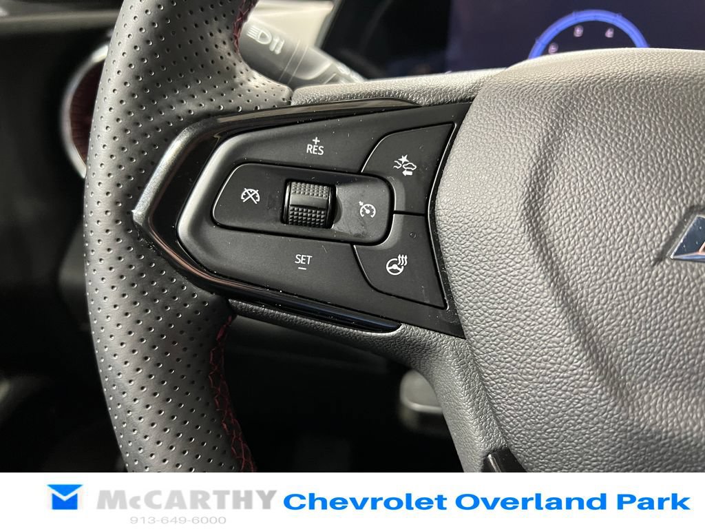 Used 2025 Chevrolet Trax RS w/ Driver Confidence Package FWD image 14